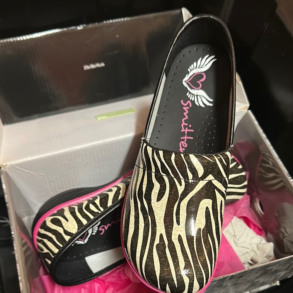 Skechers Slip-On Zebra Print Clogs with Pink Trim